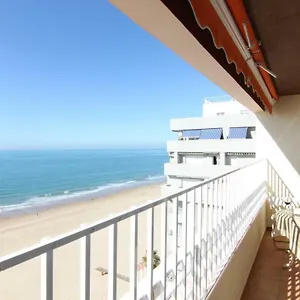 https://apartamento-playa-victoria-cadiz.hotelsincadiz.net